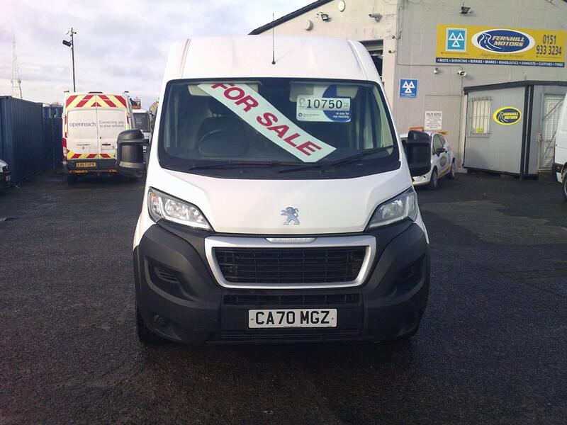 View PEUGEOT BOXER 2.2 BlueHDi 335 Professional 