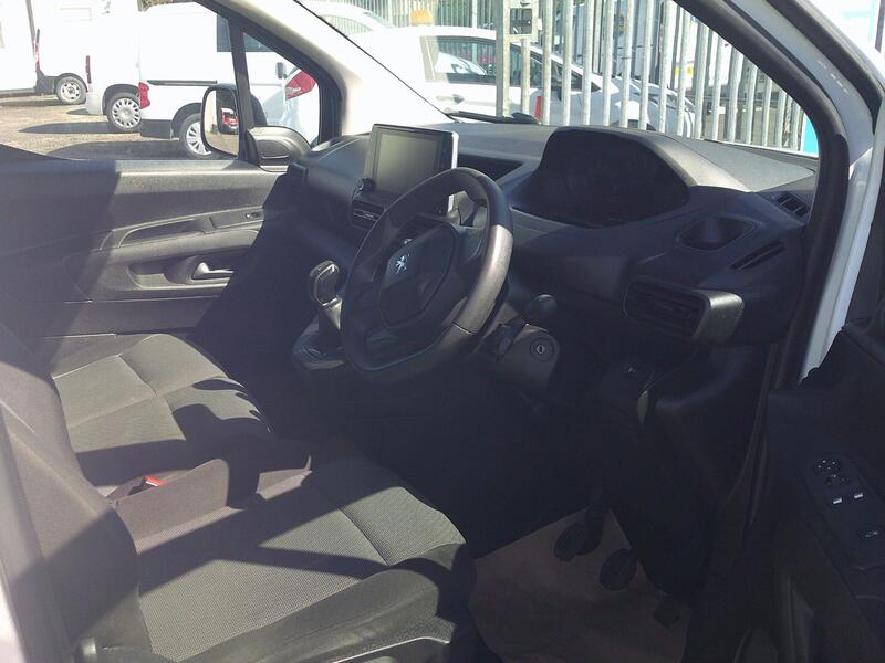 VAUXHALL COMBO