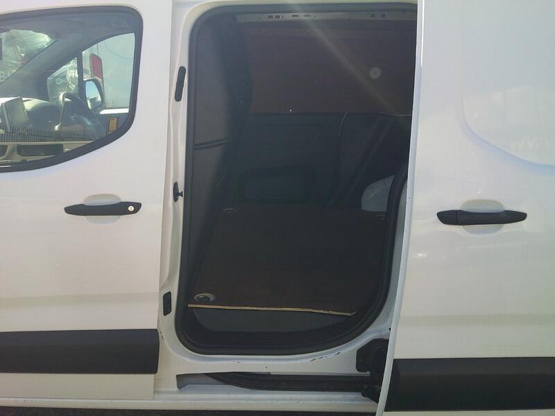 VAUXHALL COMBO