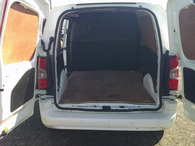 VAUXHALL COMBO