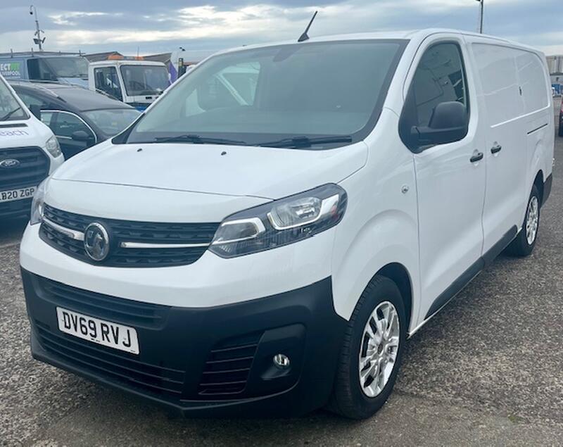 View VAUXHALL VIVARO 1.5 Turbo D 2900 Dynamic